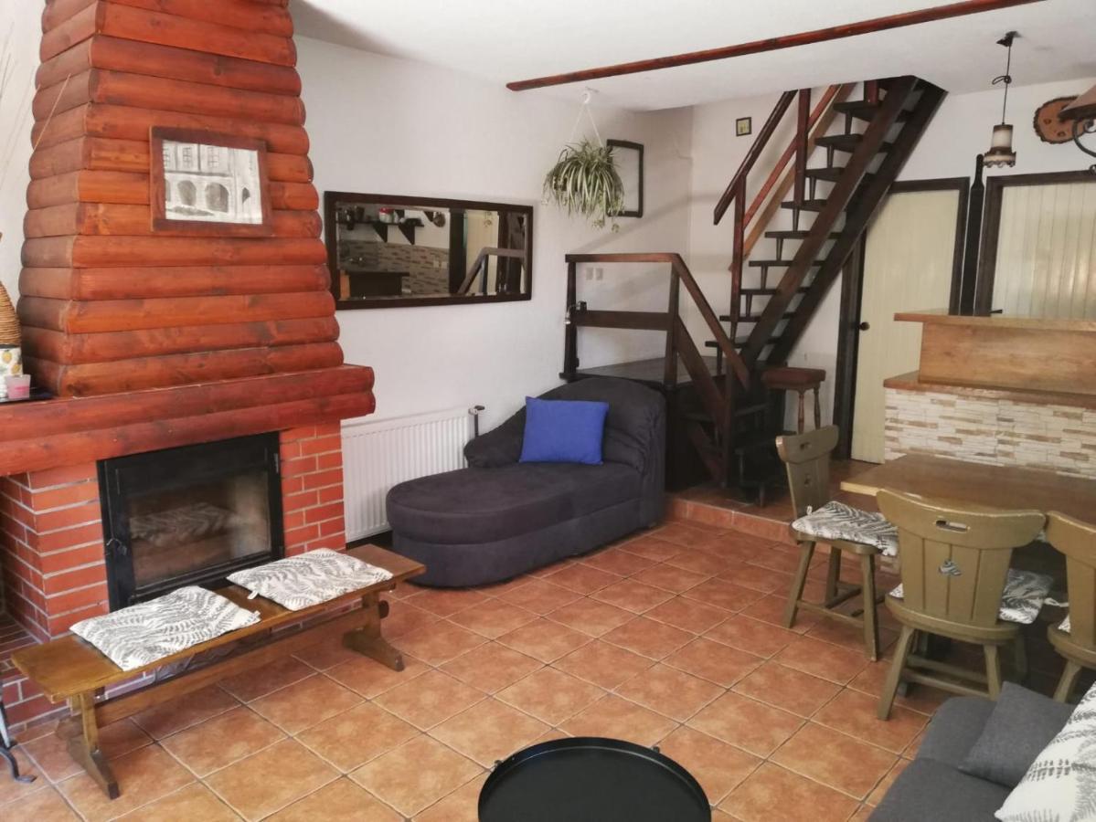 Holiday Home Mreznica Gornji Zvečaj Buitenkant foto